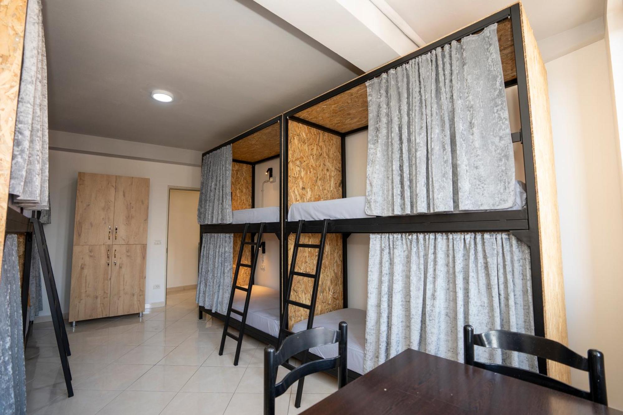 Golden Sleep Hostel Shkoder