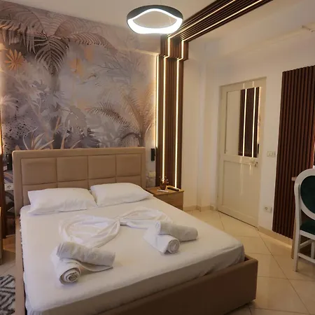 Golden Sleep Hostel Shkodra Exterior foto