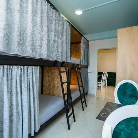 Golden Sleep Hostel Shkodra Exterior foto