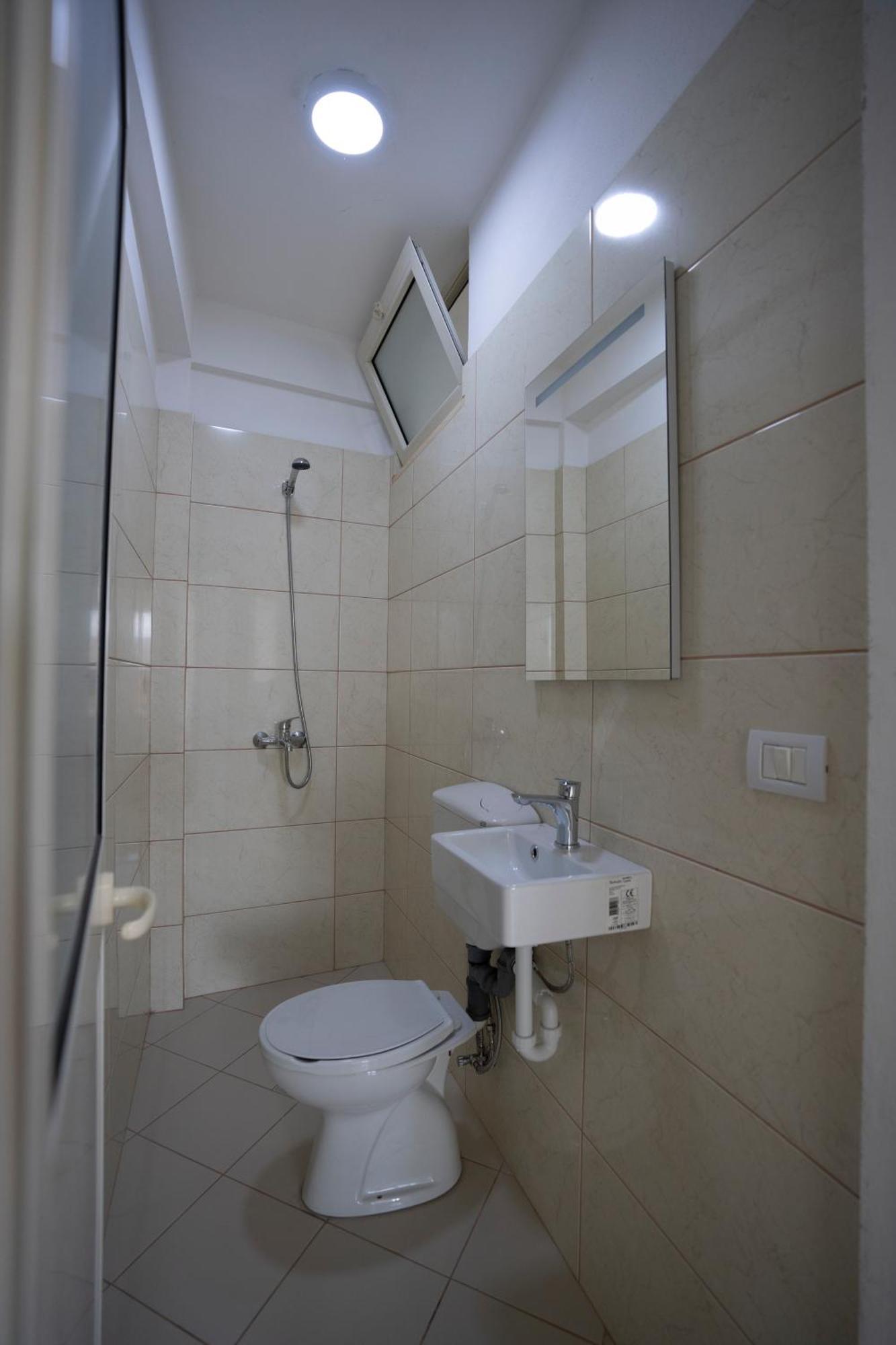 Golden Sleep Hostel Shkoder